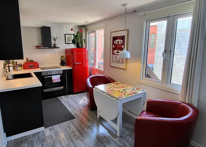 Cozee Central Apartments